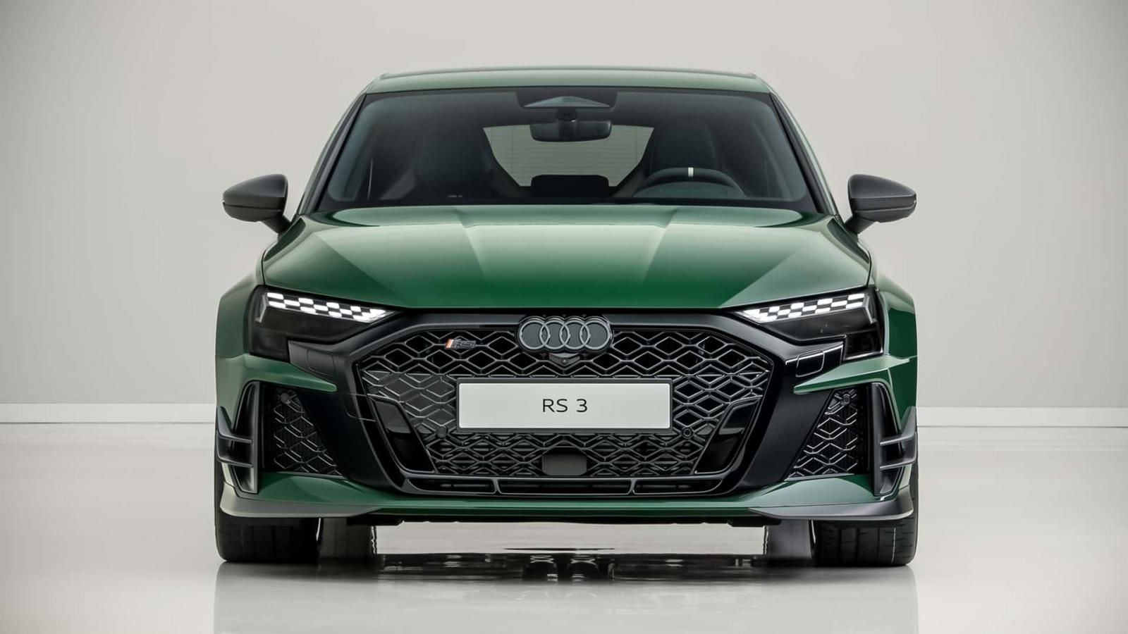 Το νέο Audi RS3 τιμά τον θρυλικό πεντακύλινδρο κινητήρα!